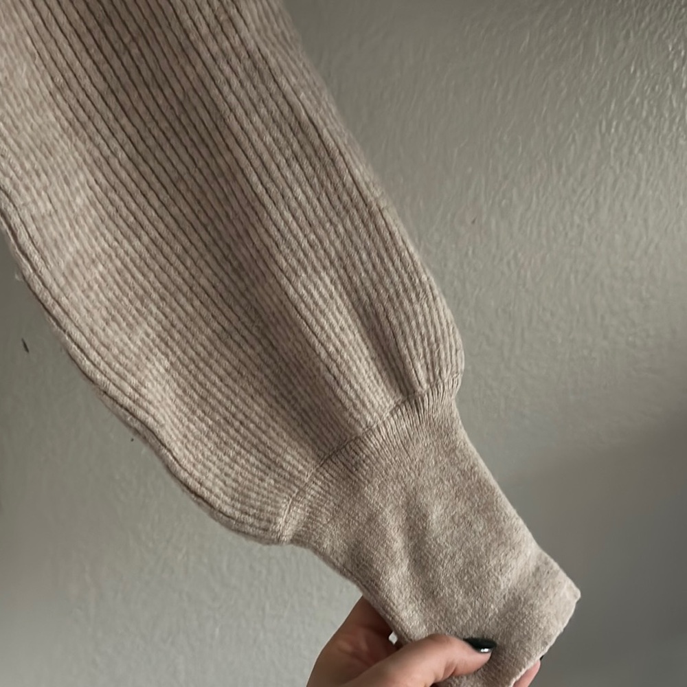Women's Tan Ribbed Sweater - Picture 2 of 3
